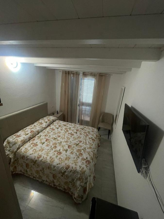 Bed and Breakfast La Perla Del Mare 2 La Caletta Exteriér fotografie